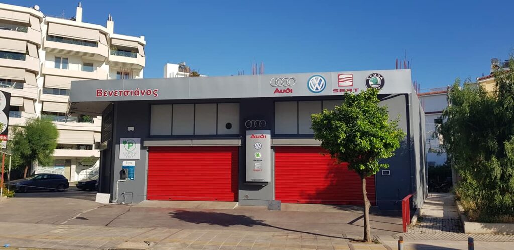 Είσοδος συνεργείου αυτοκινήτων ΒΕΝΕΤΣΙΑΝΟΣ SERVICE