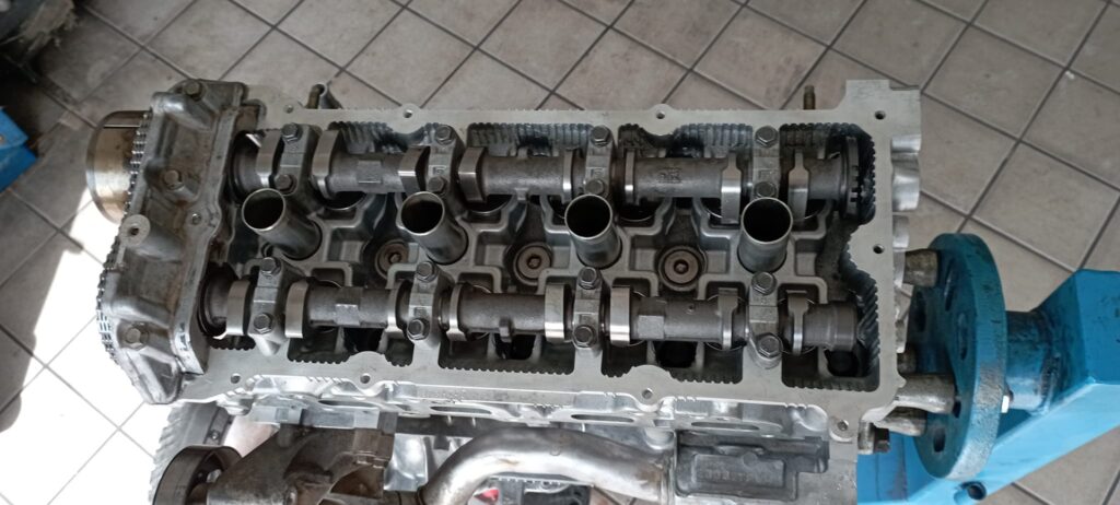 Προσθήκη ανταλλακτικού σε κινητήρα Nissan