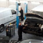 Διαγνωστικός έλεγχος σε αυτοκίνητο στο συνεργείο MKAS
