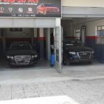 My Group Service Λάρισα - Εξωτερική όψη συνεργείου με 2 Audi έτοιμα για συντήρηση