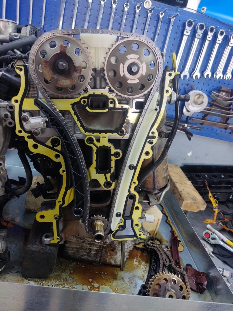 Επισκευή σε ιμάντα χρονισμού κινητήρα στο DS Auto Technical Service, συνεργείο αυτοκινήτων στο Ίλιον.