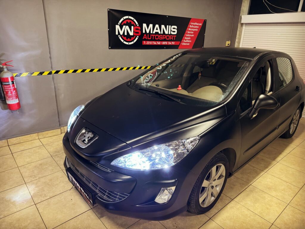 Μαύρο Peugeot στο συνεργείο ΜΑΝΗΣ ΧΡΗΣΤΟΣ (Manis Autosport) Εύοσμος