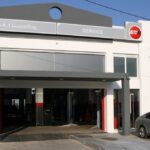 Εξωτερική όψη του συνεργείου AUTOFIT ΓΕΩΡΓΙΑΔΗΣ Ι.Α στην Καλαμάτα, έτοιμο να εξυπηρετήσει κάθε ανάγκη αυτοκινήτου.