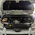 Το Mercedes σε πλήρη συντήρηση στο συνεργείο Saloufas Motorsport.