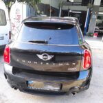 Mini Countryman με επισκευή πίσω μέρους στο συνεργείο D & P AUTO WORKSHOP.