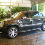 Αμερικάνικο GMC SUV στο συνεργείο American Quality Service στο Νέο Ηράκλειο.