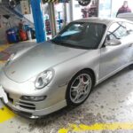 Porsche στο συνεργείο Overlimits Techniques στο Ίλιον.