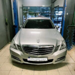 Ασημί Mercedes-Benz σε service στο Expert Auto Service Ν. Ρούσι, Κάτω Τούμπα.
